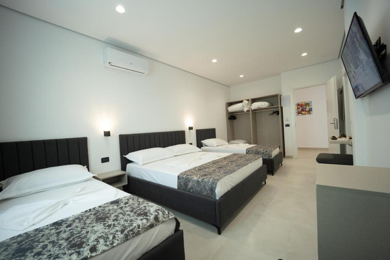 Hotel Kapri Golem  Ngoại thất bức ảnh